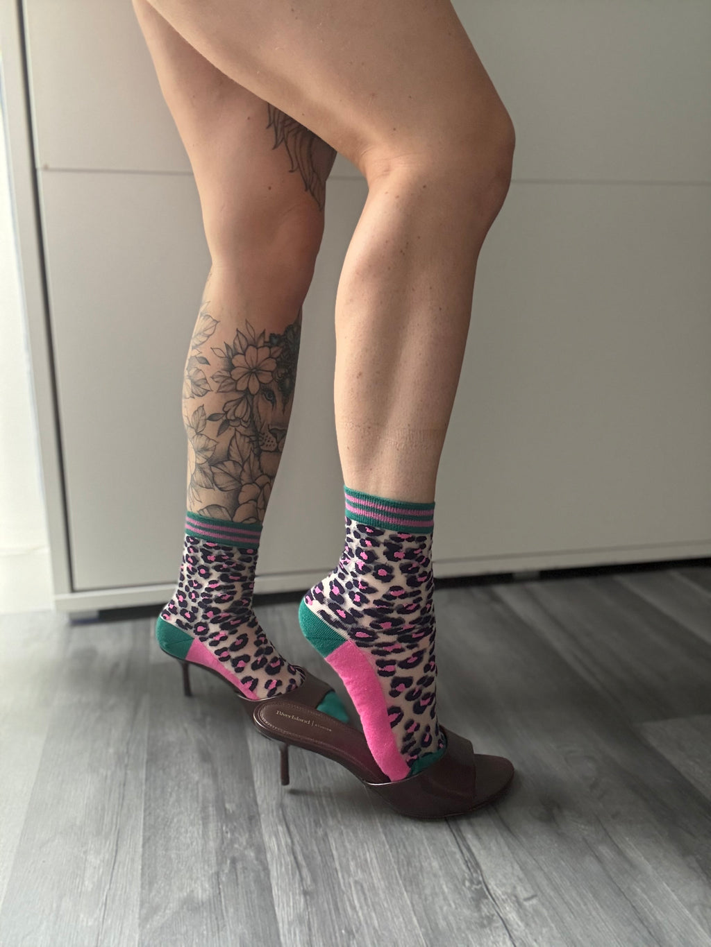 Leopard Print Combed Cotton Socks, Pop Socks in Green/Pink