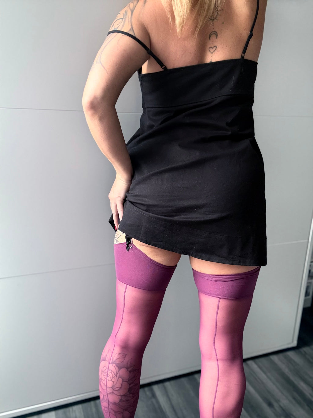 Entice Premium Coloured Seamed Stockings